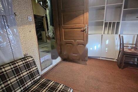 Дом, Словень Градец: 18