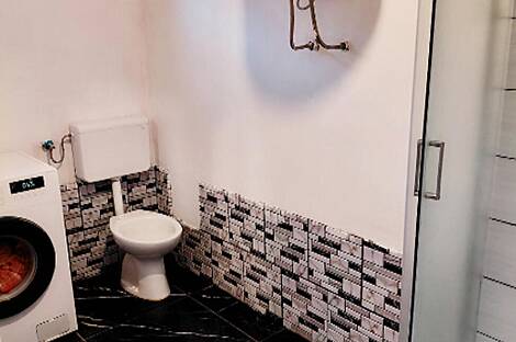 Жилище, Сеенице, Велика Лока Трбне: 2