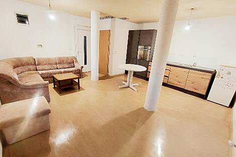 Жилище, Сеенице, Велика Лока Трбне: 8