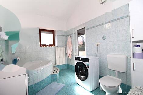 Дом, Малиа: 24