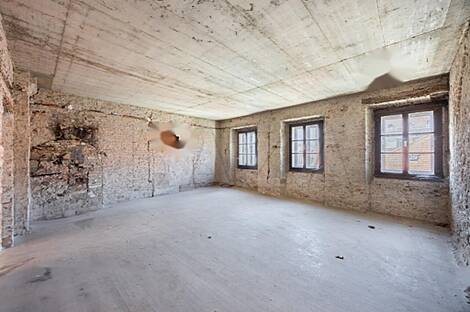 Квартира с пятью комнатами в центре города: 9