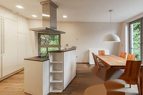 4-комнатная квартира в центре: 8