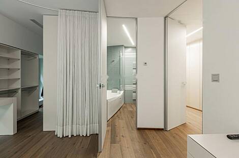 4-комнатная квартира в центре: 23