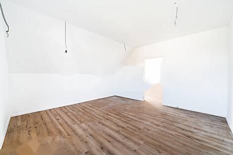 Полуторакомнатная квартира в Новом Любляне, Шишка: 3