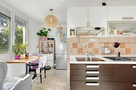 На Зупанчичевой Яме расположена 2-комнатная квартира.: 1