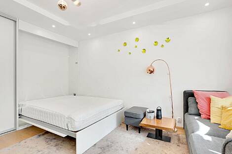 На Зупанчичевой Яме расположена 2-комнатная квартира.: 3