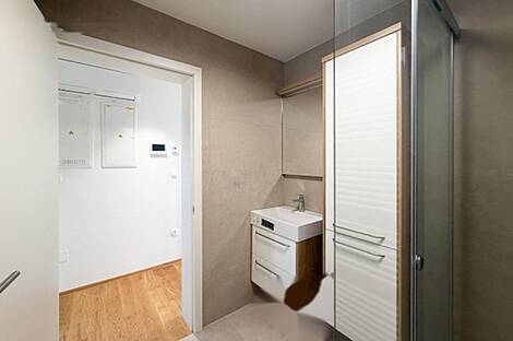 Поле: квартира с четырьмя комнатами: 16