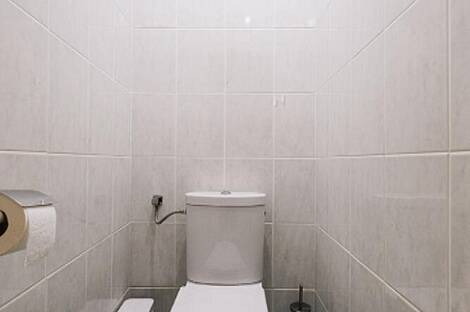 Квартира с четырьмя комнатами в центре города.: 2