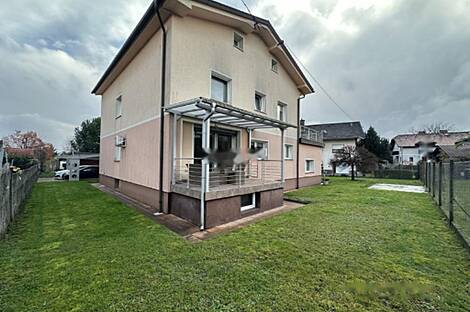 Изба на Ежице: 3