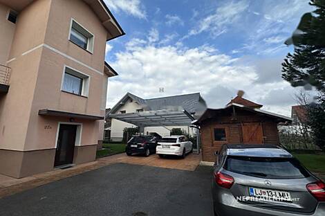 Изба на Ежице: 8