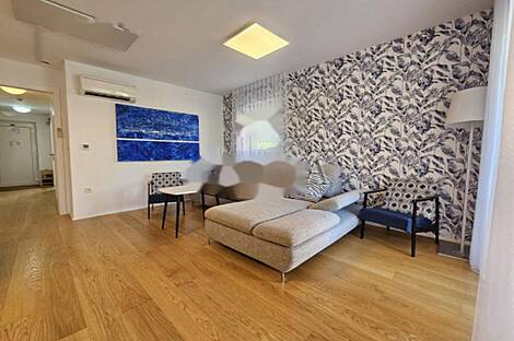 Квартира с тремя комнатами в Портороже: 2