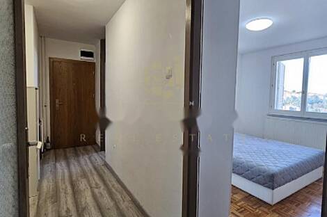 Трехкомнатная квартира в Новой Копер: 16