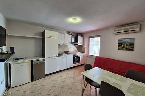 Двухкомнатная квартира в Изоле: 2