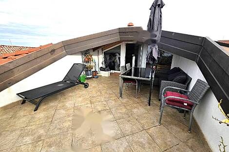 Дом с пятью или более комнатами: 19