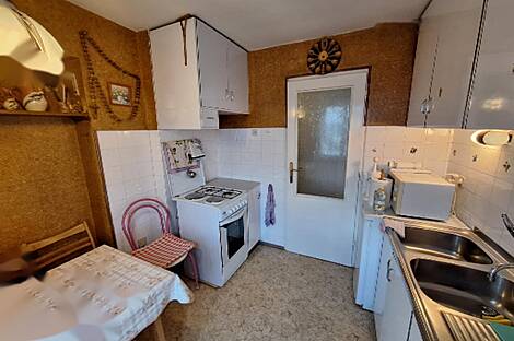 Вич, Любляна, дом у Долгого моста: 24