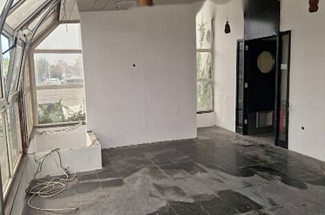 Торговое помещение в районе Бежиград: 3