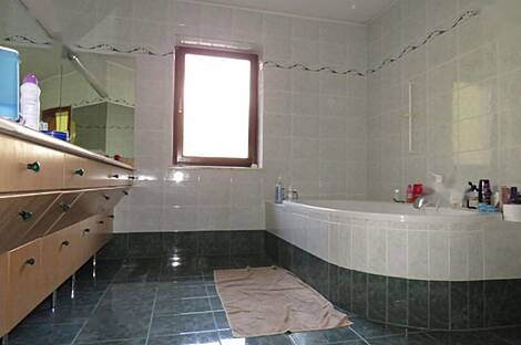 Подутик, Шишка, Любляна, дом: 10