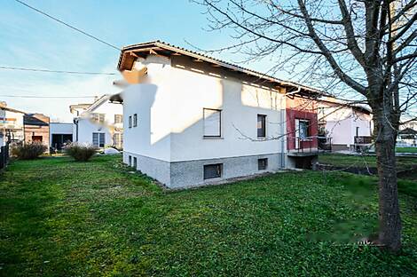 Новое Поле дом: 2