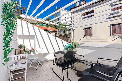 Жилье с террасой в Пиране: 2