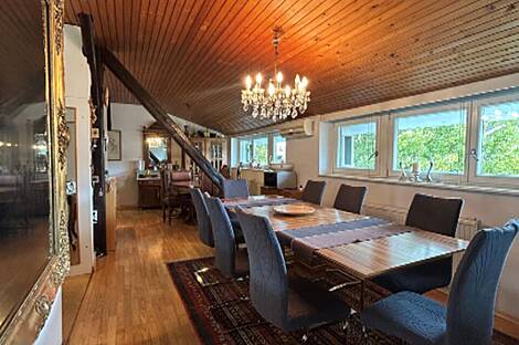 4-комнатная квартира в центре: 2