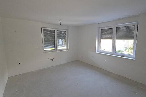 Квартира с тремя комнатами в Сежане: 2