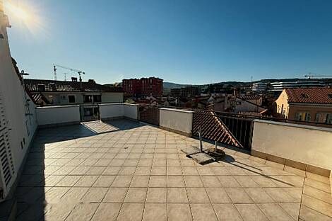 Квартира с пятью или более комнатами, расположенная в Копере, на Гортановом тргу.: 19