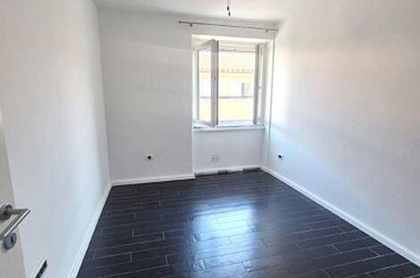 Квартира с двумя комнатами на Копере: 2