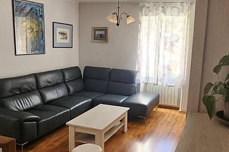 Современная квартира с четырьмя комнатами в городе Пиран: 4