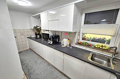 Квартира с тремя комнатами в центральной части города.: 10