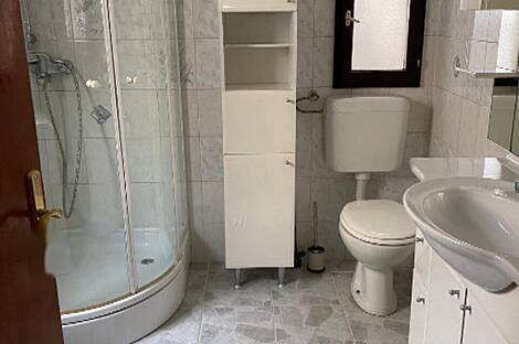 Квартира с четырьмя комнатами в Изоле.: 6