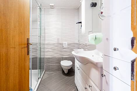 Современная квартира в Изоле: 15