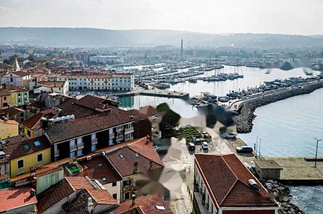 Современная квартира в Изоле: 21