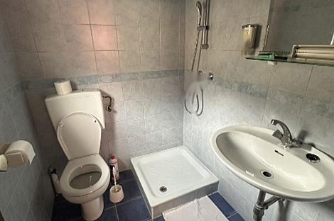 Дом, Древеник: 12