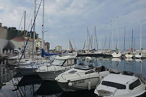 Квартира в Пиране с пятью или более комнатами: 22