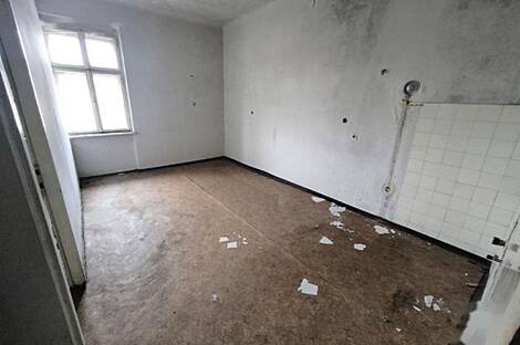 Дом, Луг, Слапе: 5