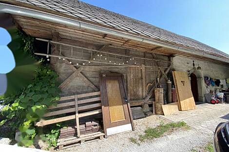 Центр, Блед, Дом: 1