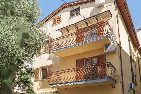 Квартира с тремя комнатами в центре Копера.: 13