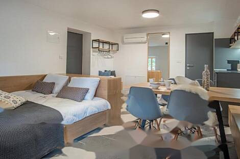 Дом, расположенный в центре Новой Любляны: 10