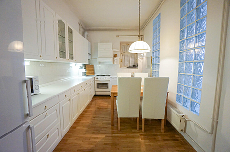 Трёхкомнатная квартира, Старый рынок: 8