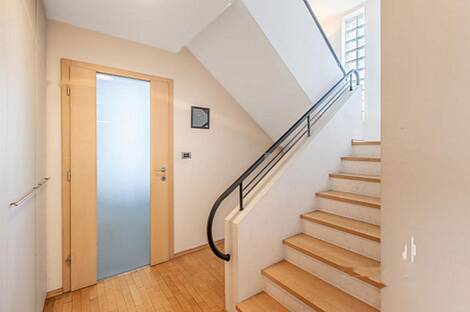 Квартира с пятью комнатами Козезе: 8