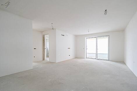 Трёхкомнатная квартира в районе Новое Поле: 2