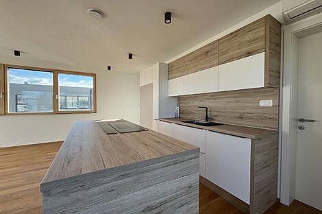 Квартира в районе Новое Поле, Слапе: 2