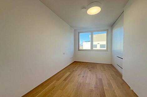 Четырехкомнатная квартира на Поле Слапе: 4