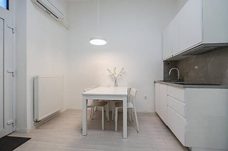 Дом, 2 комнаты, Бежиград: 8