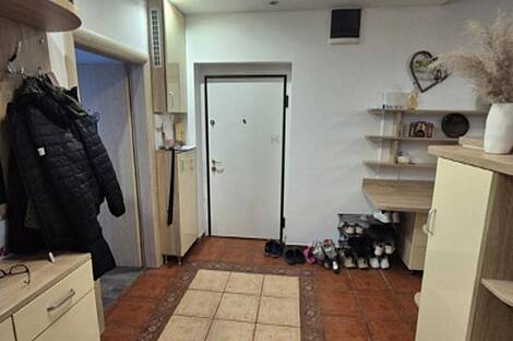 Квартира в Шентвиде с тремя комнатами: 4