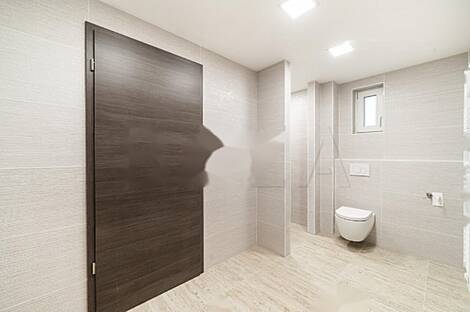 Апартаменты с тремя комнатами в Бизовике: 8