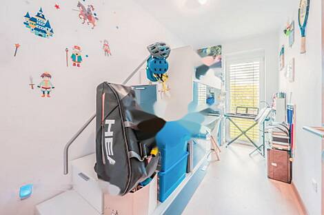 Квартира с четырьмя комнатами: 7