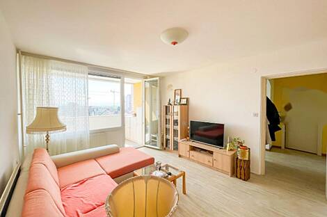 Квартира с двумя комнатами в районе Бежиград: 3