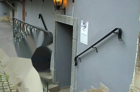 Помещение для бизнеса в центральной части города: 2