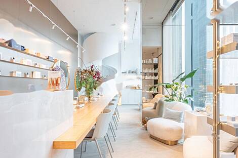 Центральное коммерческое здание: 1